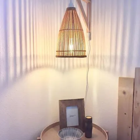 T2 Neuf Acces Direct Grand Balcon *