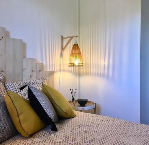 T2 Neuf Acces Direct Grand Balcon קאבורג