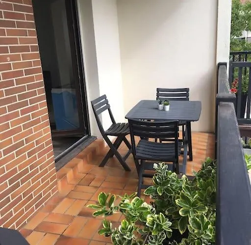 T2 Neuf Acces Direct Grand Balcon קאבורג